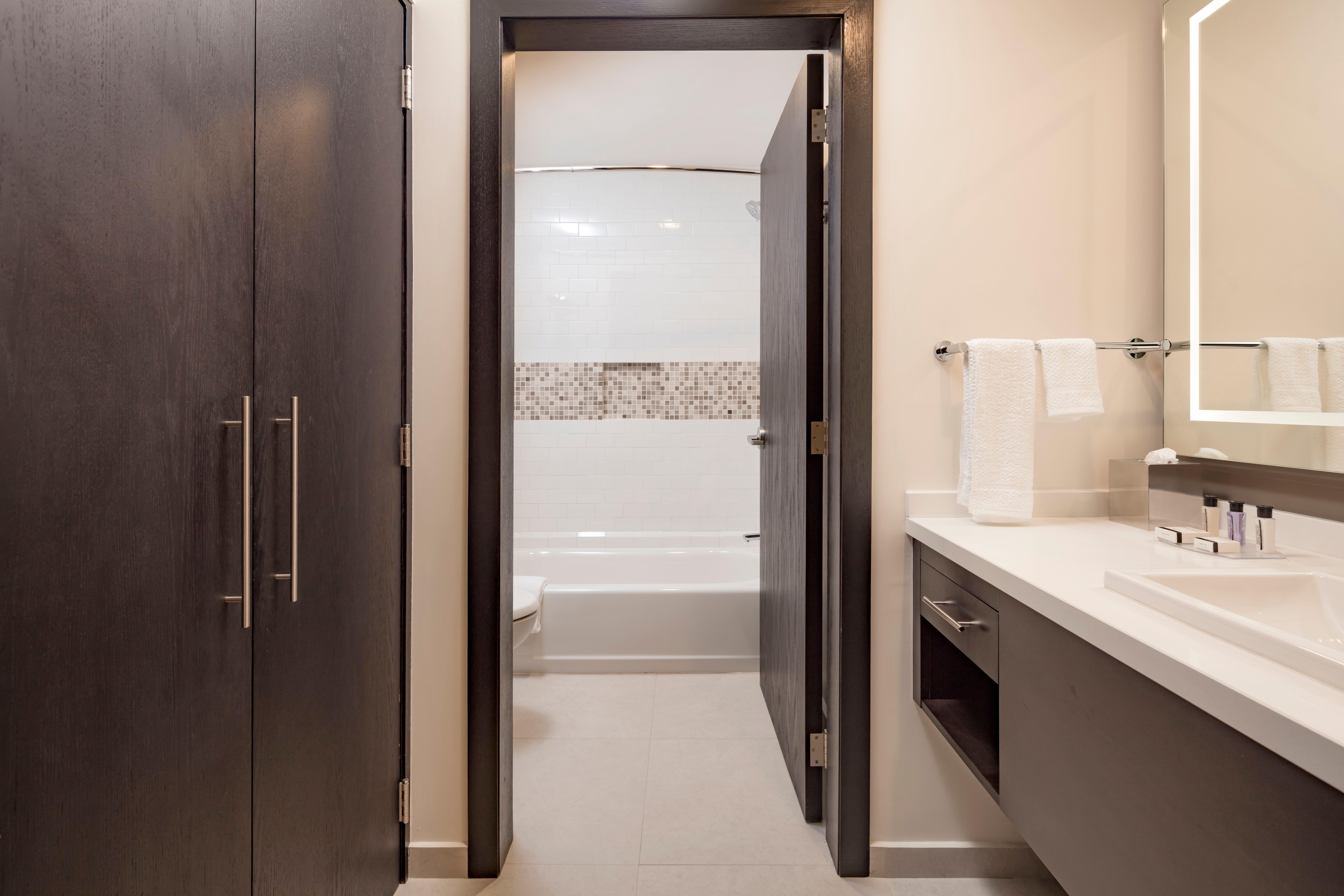Staybridge Suites - Irapuato By Ihg Zewnętrze zdjęcie